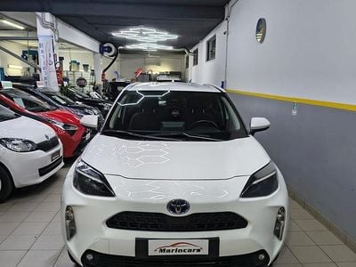 Usata Toyota Yaris Hybrid Active 92 CV (67 kW) 2022 Bianco Berlina