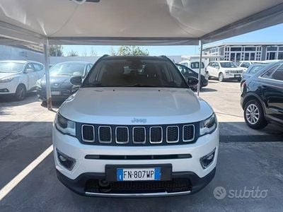 Usata Jeep Compass Limited 120 CV (88 kW) 2018 Beige SUV