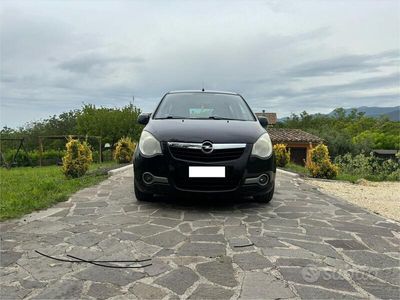 Opel Agila