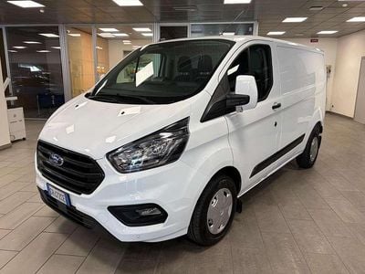 Usata Ford Transit Custom Trend 131 CV (96 kW) 2022 Frozen white Furgone