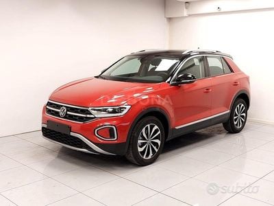 Usata VW T-Roc Style 116 CV (85 kW) 2024 Nero SUV