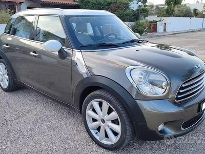 Usata Mini Cooper D Countryman 112 CV (82 kW) 2010 Grigio SUV