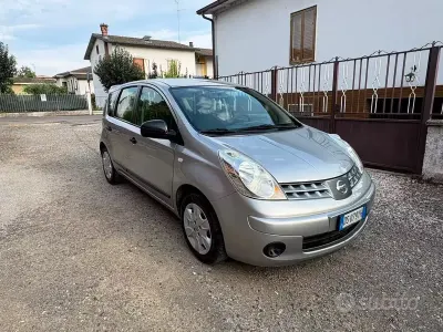 Usata Nissan Note Acenta 88 CV (64 kW) 2008 Grigio Utilitaria