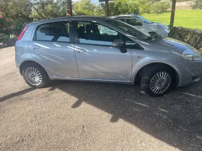Usata Fiat Grande Punto Active 65 CV (47 kW) 2008 Blu/azzurro Utilitaria