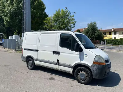 Usata Renault Master 120 CV (88 kW) 2010 Bianco Furgone