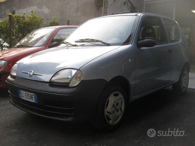 Usata Fiat 600 54 CV (39 kW) 2007 Blu Utilitaria