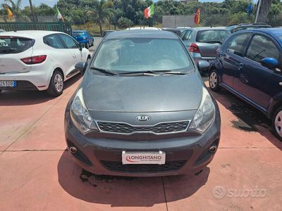 usata Kia Rio 3ª serie - 2014