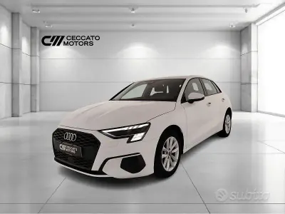 Usata Audi A3 Business 116 CV (85 kW) 2022 Bianco Berlina
