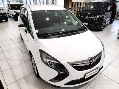 Usata Opel Zafira Tourer 150 CV (110 kW) 2016 Bianco Monovolume
