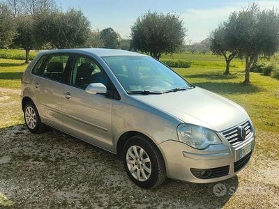 Usata VW Polo 54 CV (39 kW) 2008 Grigio Utilitaria