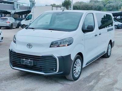 Usata Toyota Proace Verso Lounge 144 CV (105 kW) 2025 Bianco Station wagon