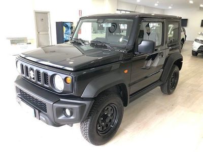 Second-hand Suzuki Jimny 102 CP (75 kW) 2023 Negru SUV