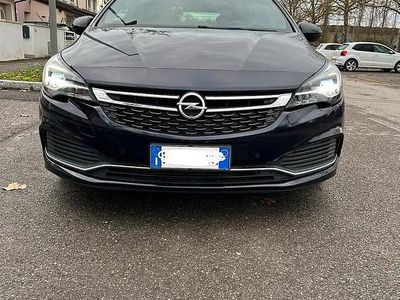 Usata Opel Astra 136 CV (100 kW) 2018 Blu Berlina