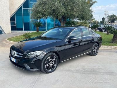 Usata Mercedes C200 160 CV (117 kW) 2021 Nero Berlina