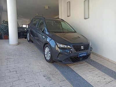 Usata Seat Arona Style 95 CV (69 kW) 2022 Grigio SUV