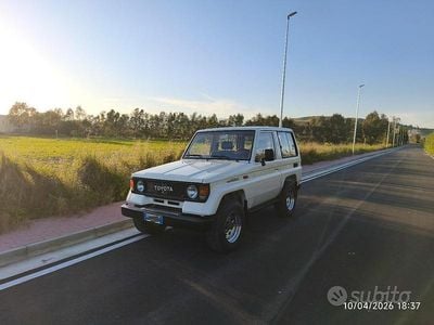 Usata Toyota Land Cruiser 1986 Bianco SUV