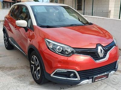 Usata Renault Captur 90 CV (66 kW) 2015 Rosso SUV