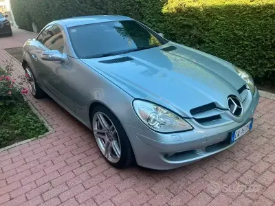 Usata Mercedes SLK200 163 CV (119 kW) 2005 Grigio Cabrio
