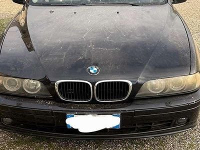 Usata BMW 525 Efficient Dynamics 143 CV (105 kW) 1999 Nero Berlina