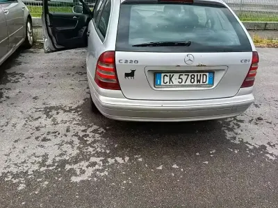 Gebraucht Mercedes C220 143 PS (105 kW) 2003 Grau Kombi
