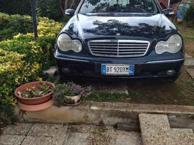 Mercedes C220