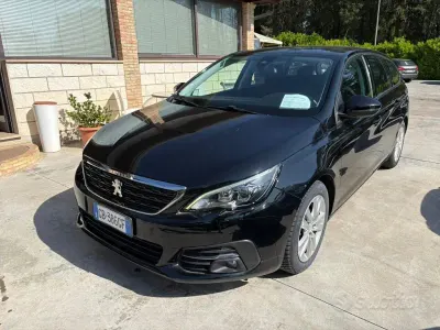 Usata Peugeot 308 Business-Line 131 CV (96 kW) 2020 Nero Station wagon