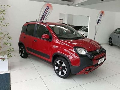 Usata Fiat Panda Cross Cross 69 CV (50 kW) 2024 Rosso passione Utilitaria