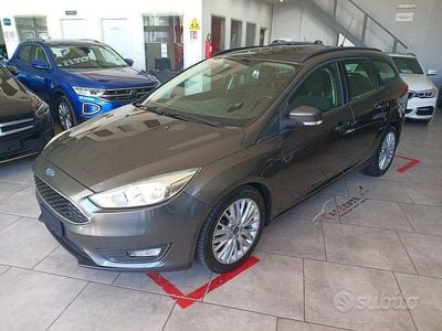 Begagnad Ford Focus Titanium 95 HK (69 kW) 2015 Grå Kombi