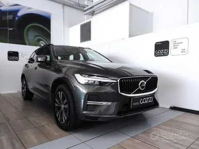 Usata Volvo XC60 Momentum 197 CV (144 kW) 2021 Grigio SUV