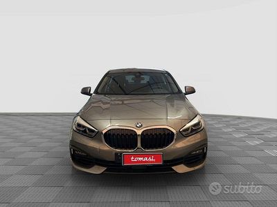 Usata BMW 116 109 CV (80 kW) 2023 Grigio Utilitaria