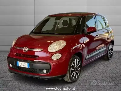 Begagnad Fiat 500L Lounge 95 HK (69 kW) 2016 Röd Minibuss