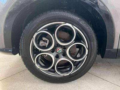 Usata Alfa Romeo Tonale Sprint 180 CV (132 kW) 2023 Grigio SUV