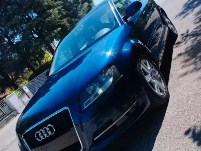 Usata Audi A3 102 CV (75 kW) 2011 Bluazzurro Utilitaria