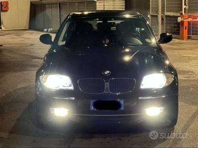 Usata BMW 118 Comfort Edition 143 CV (105 kW) 2010 Nero Utilitaria