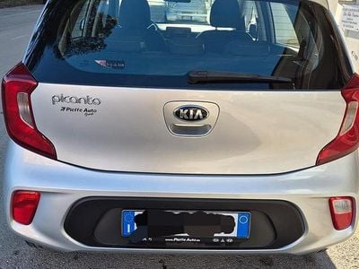 Gebraucht Kia Picanto 67 PS (49 kW) 2018 Grau Kleinwagen