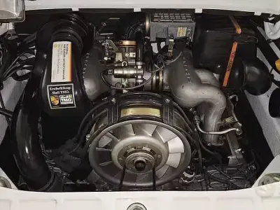 Usata Porsche 911 231 CV (169 kW) 1985 Bianco Cabrio