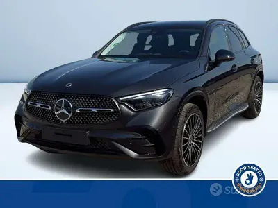 Nuova Mercedes GLC300e AMG 333 CV (244 kW) 2026 Grigio SUV