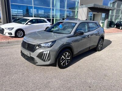 Usata Peugeot 2008 Active 101 CV (74 kW) 2024 Bianco SUV