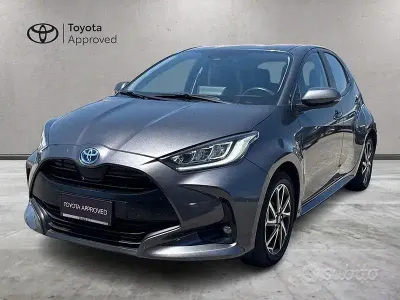 Usata Toyota Yaris Hybrid Trend 2023 Grigio Berlina