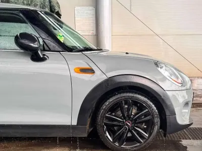 Usata Mini ONE 75 CV (55 kW) 2016 Grigio Utilitaria