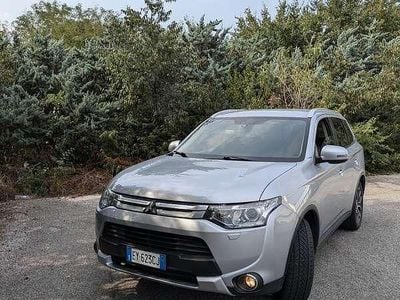 Usata Mitsubishi Outlander Instyle 150 CV (110 kW) 2015 SUV