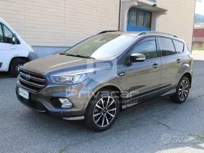 Usata Ford Kuga ST 150 CV (110 kW) 2019 Grigio SUV