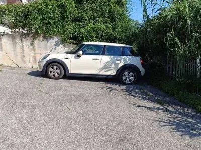 Usata Mini Cooper D 116 CV (85 kW) 2015 Bianco Utilitaria