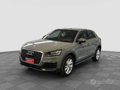 Usado Audi Q2 Business 116 CV (85 kW) 2019 Gris SUV