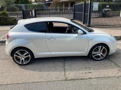 Bianco Usata 2012 Alfa Romeo MiTo Distinctive Utilitaria | 6000 € (Buon prezzo)