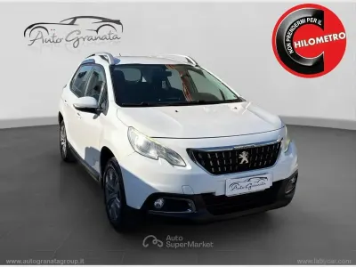 Usata Peugeot 2008 Active 75 CV (55 kW) 2017 Bianco SUV