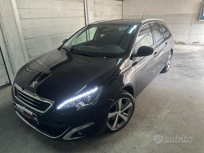 Usata Peugeot 308 Allure 120 CV (88 kW) 2015 Nero Station wagon