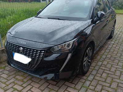Usata Peugeot 208 75 CV (55 kW) 2023 Nero Utilitaria