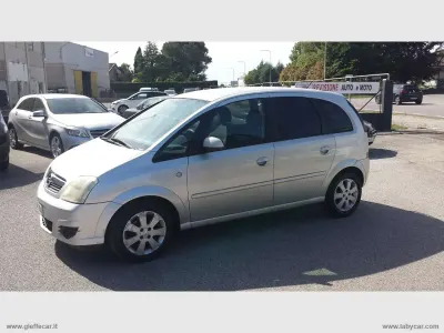 Usata Opel Meriva Enjoy 90 CV (66 kW) 2007 Argento Monovolume