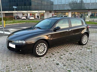 usata Alfa Romeo 147 1475p 1.9 jtd Distinctive 115cv